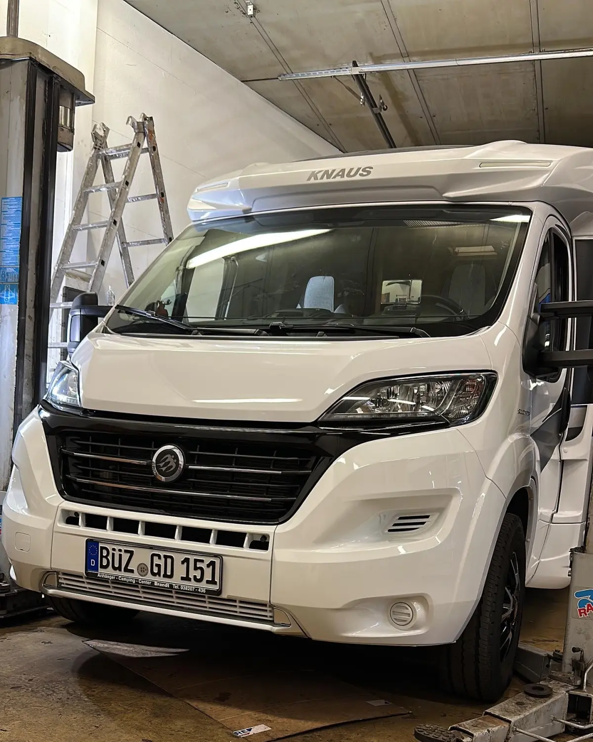 Keramikversiegelung Wohnmobil von Der Fahrzeugaufbereiter - Sebastian Otto